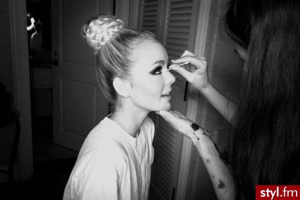 Blond Warkocze Proste Wieczorowe Długie Fryzury