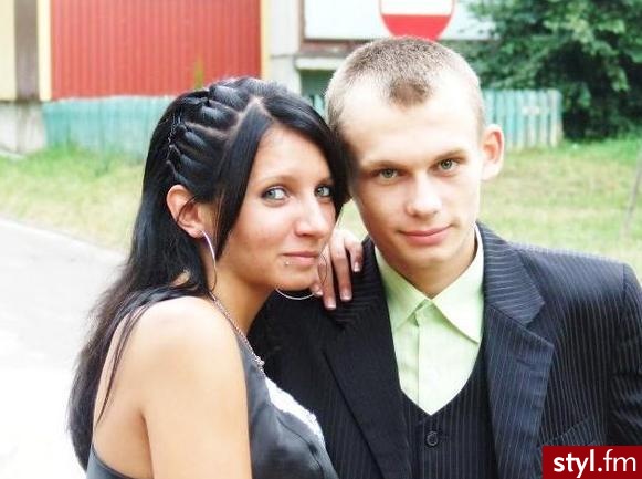 Wieczorowe Średnie Fryzury