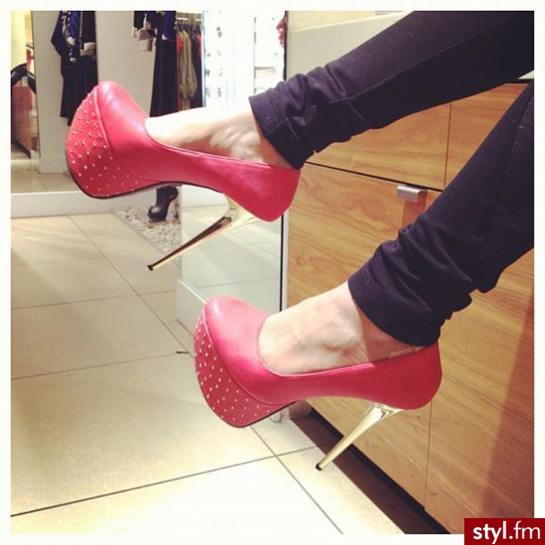 Szpilki Buty Moda