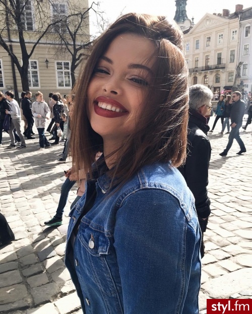 Średnie Fryzury