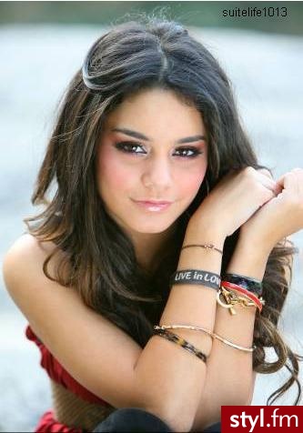 Vanessa Hudgens - Irokez damski Proste Na co dzień Średnie Fryzury