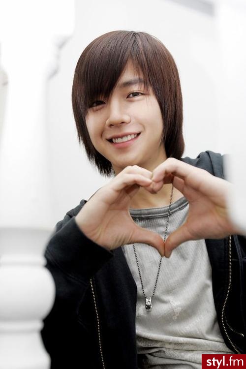 Jang Geun Suk. Jang Geun Suk - Średnie Męskie Fryzury