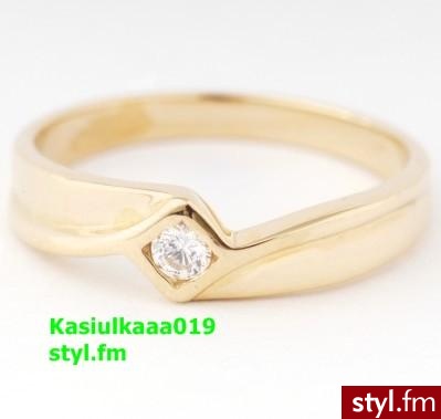 Pierścionek Zaręczynowy. Jeśli Jest Już w Galerii Proszę Pisać Tylko Na Priv ;) - Biżuteria ślubna Ślub Moda