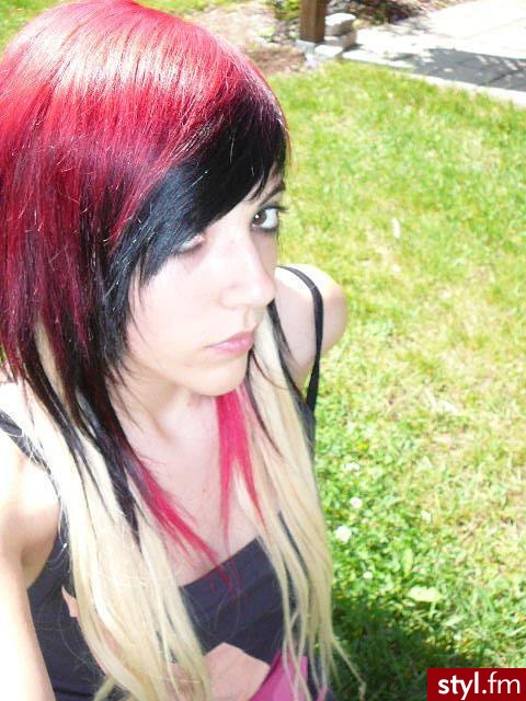 TO NIE JEST MÓJ FRYZ, WIĘC NIE MAM WIĘCEJ FOTEK! - EMO Alternatywne Średnie Fryzury
