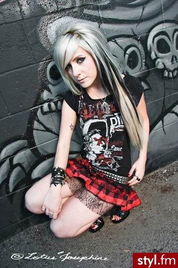 EMO Alternatywne Średnie Fryzury