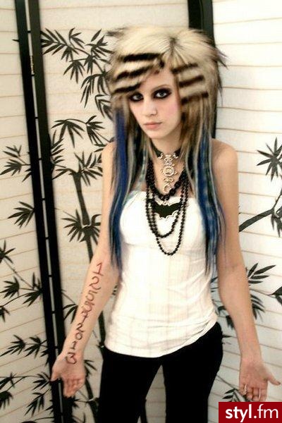 EMO Alternatywne Średnie Fryzury
