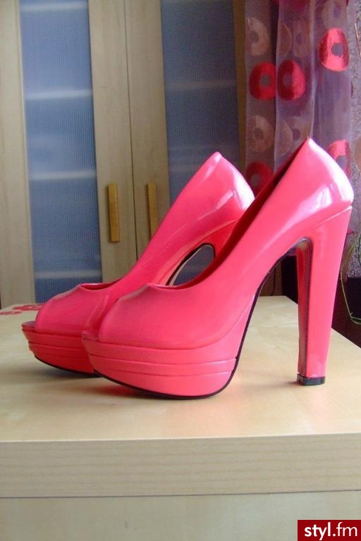 Pozostałe Buty Moda
