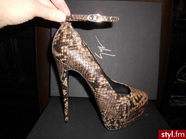 Szpilki Buty Moda