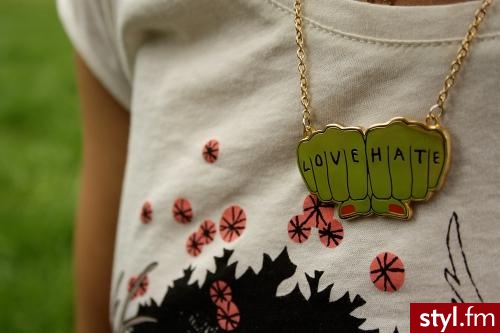 Jeżeli zdjęcie znajduje się już w galerii poproszę o link - Pozostałe Dodatki Moda