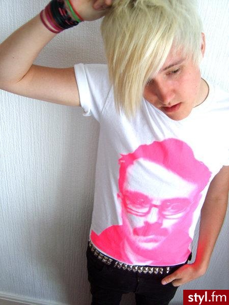 Sean Smith z The Blackout. <3 - Średnie Męskie Fryzury
