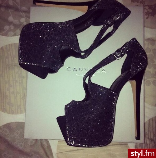 Szpilki Buty Moda
