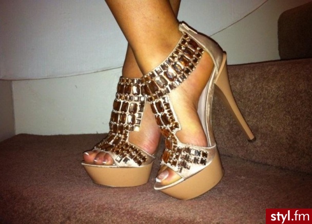 Szpilki Buty Moda