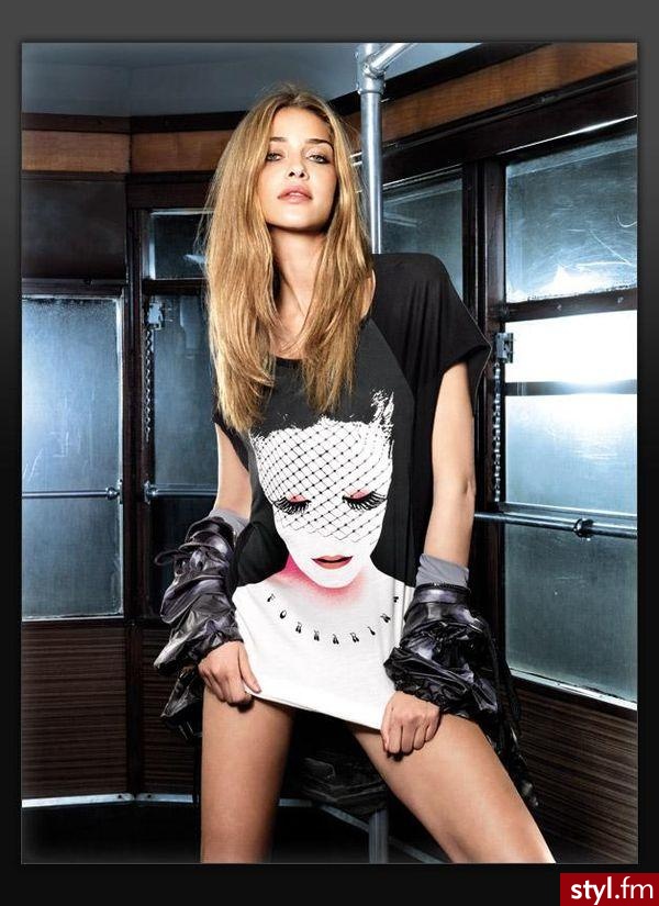 Ana Beatriz Barros w kampanii Fornarina. Ana Beatriz Barros w kampanii Fornarina - Pozostałe Ciuchy Moda