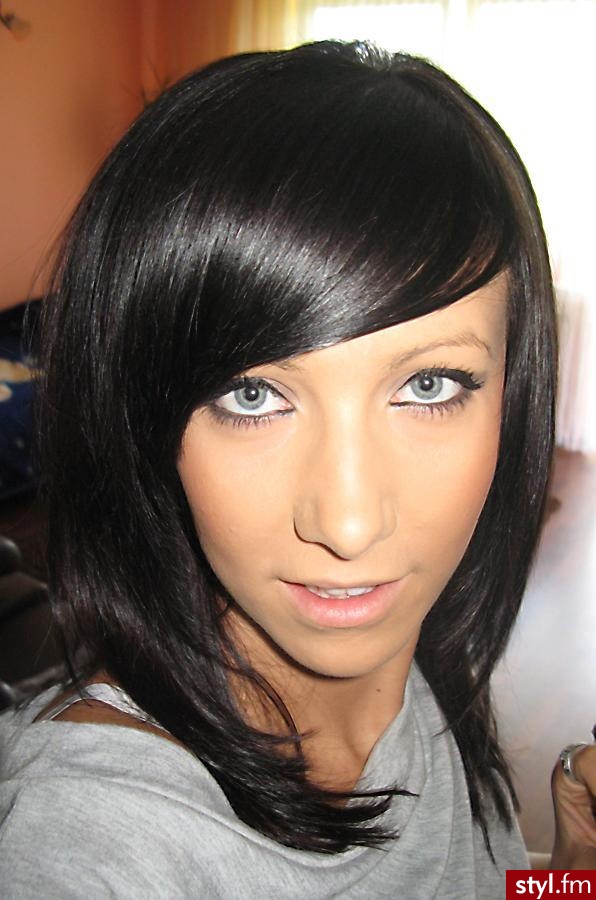 Średnie Fryzury