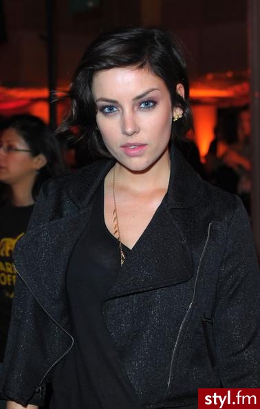 Jessica Stroup - Moda uliczna Inne Moda