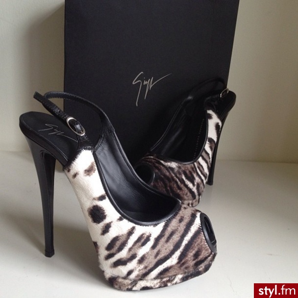 Szpilki Buty Moda