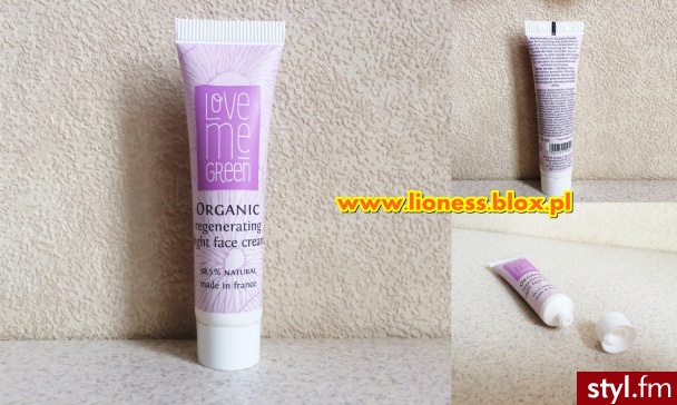 Recenzję tego produktu znajdziesz w FILMIE: https://www.youtube.com/watch?v=zsnej6Alk8U jak i w NOTCE NA BLOGU: http://lioness.blox.pl/2014/03/RECENZJA-Kosmetykow-z-pudelka-GlossyBox-Luty-2014.html - Kosmetyki
