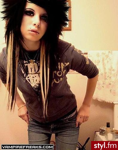 EMO Alternatywne Średnie Fryzury
