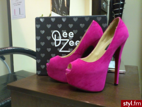 Szpilki Buty Moda