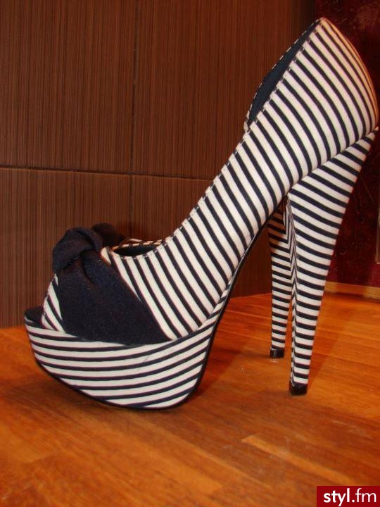 Szpilki Buty Moda