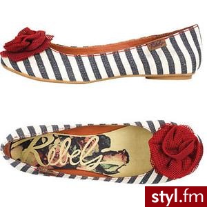 dELiAs > Rebels Wrapture Flower Flat > shoes > flats - Polyvore. Pobrano ze strony: http://www.polyvore.com/delias_rebels_wrapture_flower_flat/thing?id=29875889 - Pozostałe Buty Moda