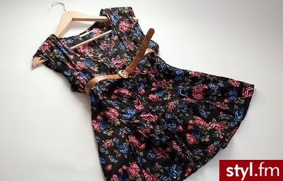 Sukienki Moda