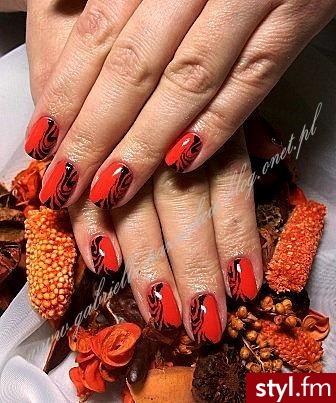 manicure hybrydowy + zdobienie malowane farbkami akrylowymi - Kwadratowe Malowane farbkami Naturalne Paznokcie