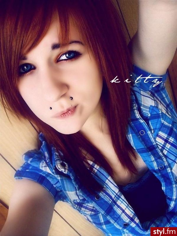 Średnie Fryzury