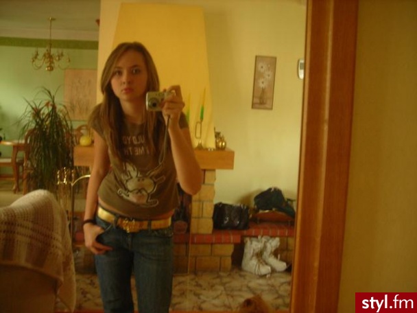 Średnie Fryzury