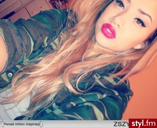 Blond Rozpuszczone Kręcone Na co dzień Długie Fryzury