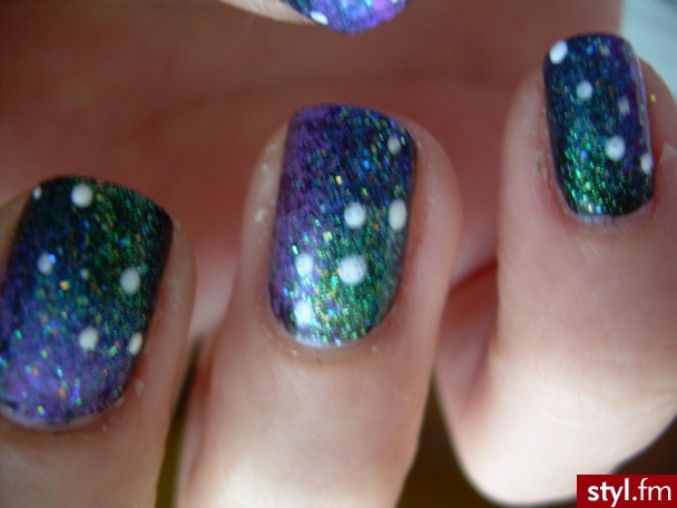 galaxy nails :)<br>tak tak wiem skórki... - Naturalne Paznokcie