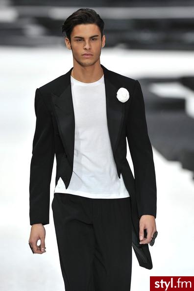 Baptiste Giabiconi

Facet jest niesamowity <3 - Misz-masz