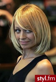 Średnie Fryzury