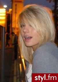 Średnie Fryzury
