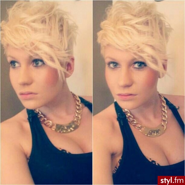 Blond Rozpuszczone Kręcone z grzywką Na co dzień Krótkie Fryzury