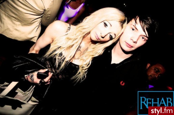 Blond Punk Rock Alternatywne Średnie Fryzury