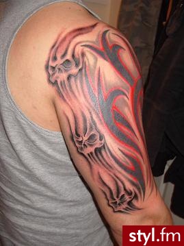 Tribal + czaszki - Tatuaże