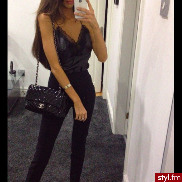 Instagram: @ginalouisehodder
 - Bluzy Ciuchy Moda