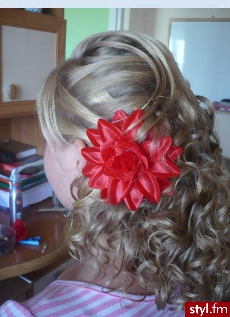 Blond Upięcie Kręcone Wieczorowe Długie Fryzury