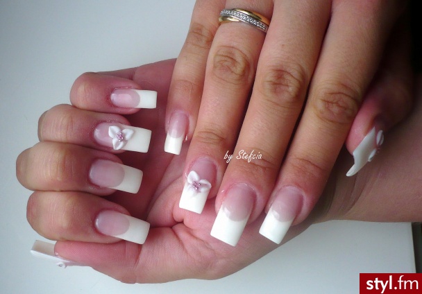 french kwiatuszek. http://nailsofdreams.blog.onet.pl/ - Paznokcie