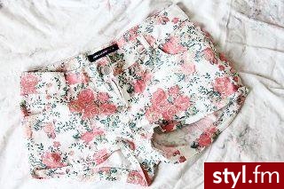 Jeżeli fotka już jest - proszę o link. - Szorty Spodnie Moda