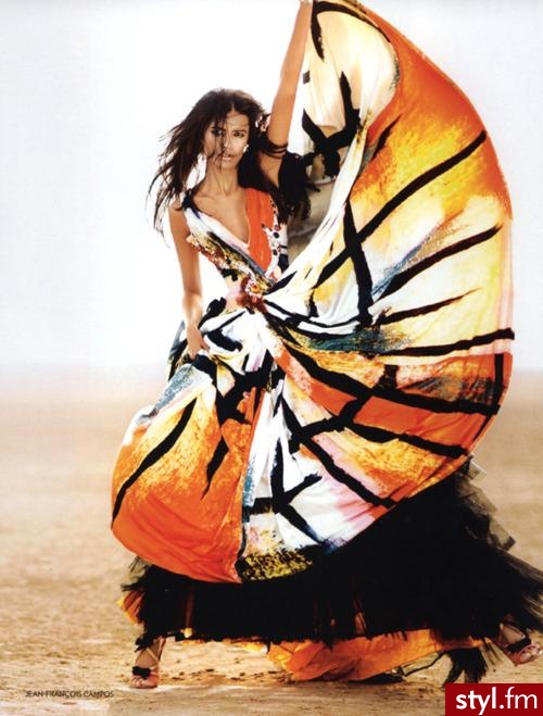 Sukienki Moda