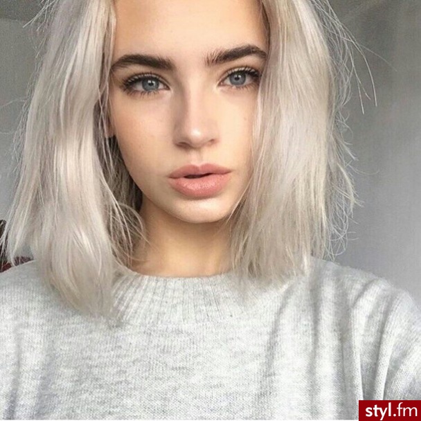 Średnie Fryzury