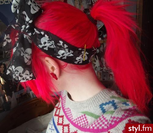 Kolorowe EMO Alternatywne Średnie Fryzury