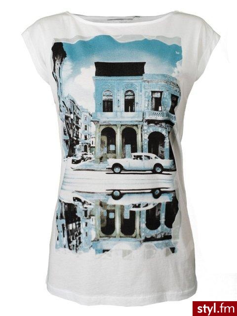 Wakacyjny T-shirt Top Secret. Wakacyjny T-shirt Top Secret. Cena T-shirtu: 49,90 zł. - Pozostałe Ciuchy Moda