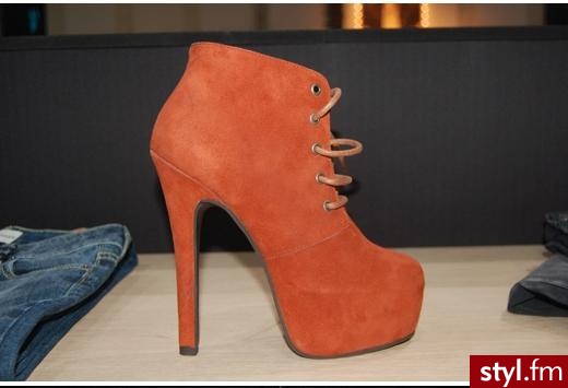 Pozostałe Buty Moda