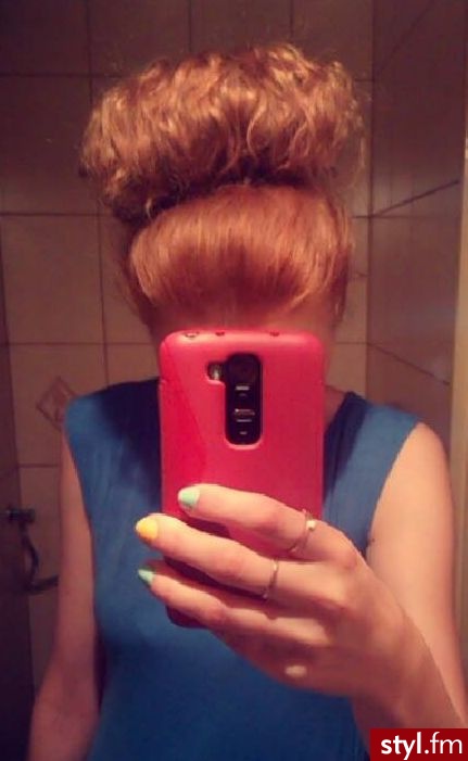 Rude Kok Kręcone Na co dzień Średnie Fryzury