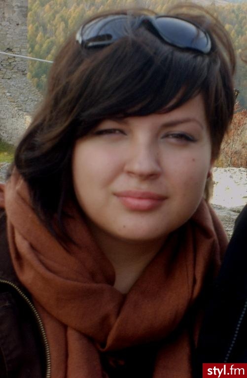 asymetrycznie - Krótkie Fryzury