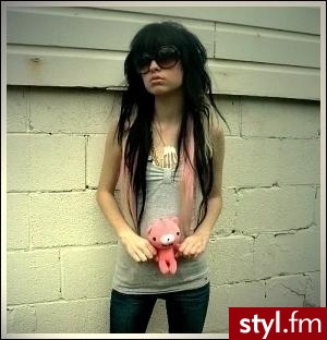 EMO Alternatywne Średnie Fryzury