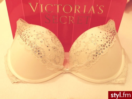 Biustonosze Bielizna Moda